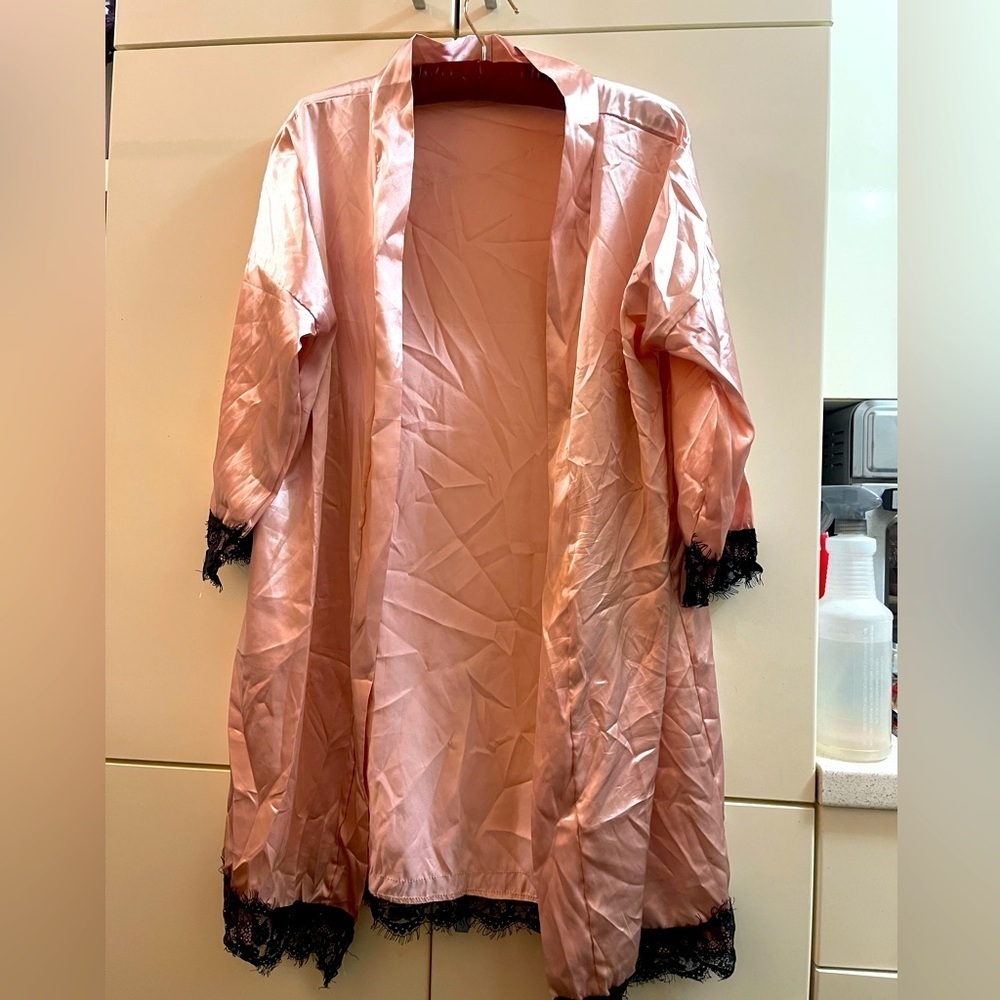 Set Of 2 Silk Satin Robe Wedding Kimono Dressing Gown Sleepwear Bathrobe Size M - Picture 3 of 12